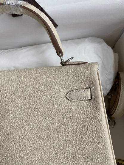 Kelly 25 Togo Leather Bag