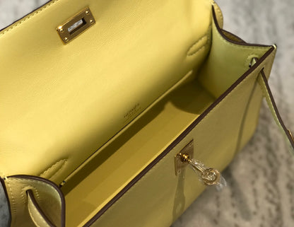 Kelly Pochette 22