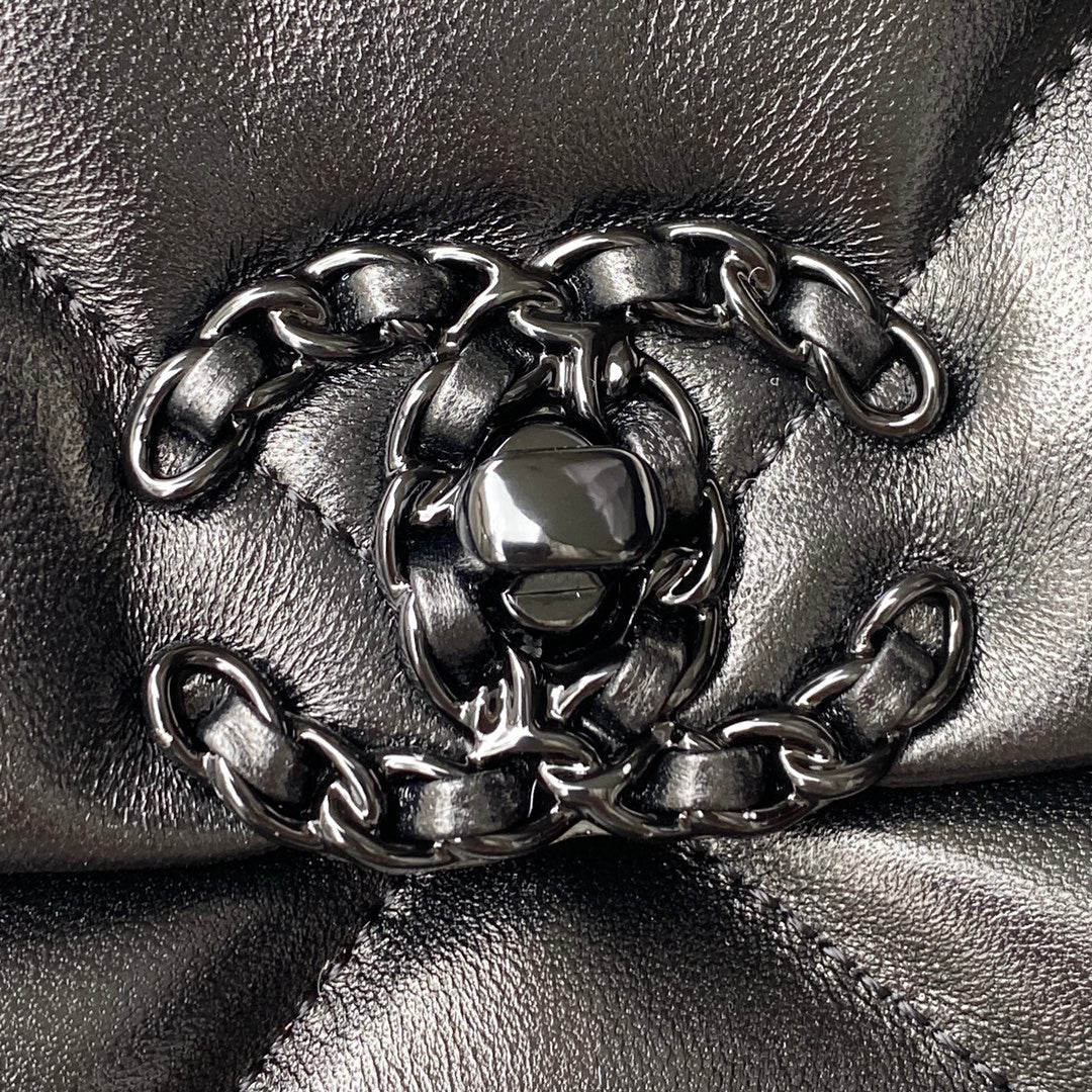19 Flap Bag