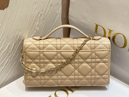 Lady Quilted Flap Bag