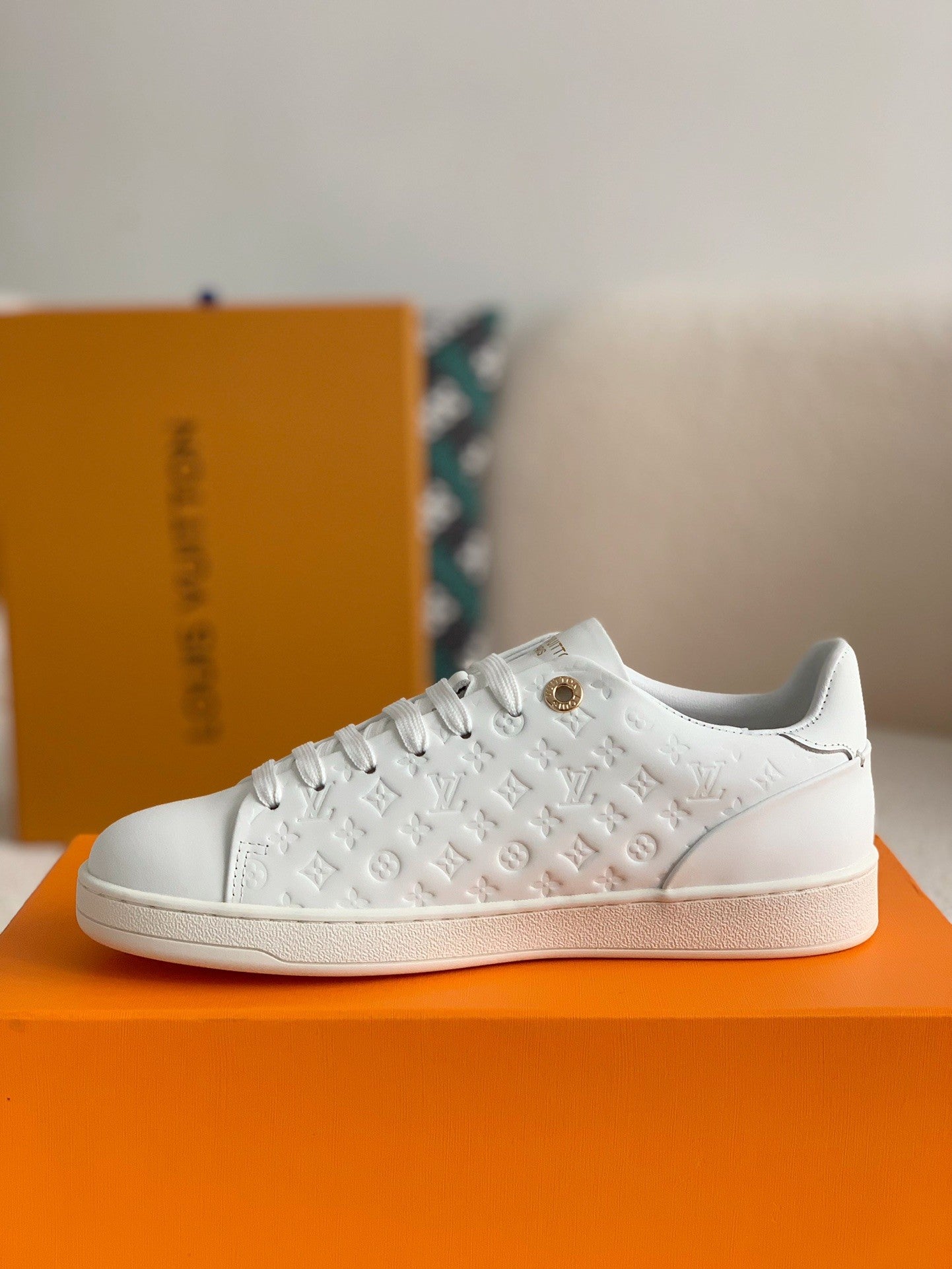 Sneaker
