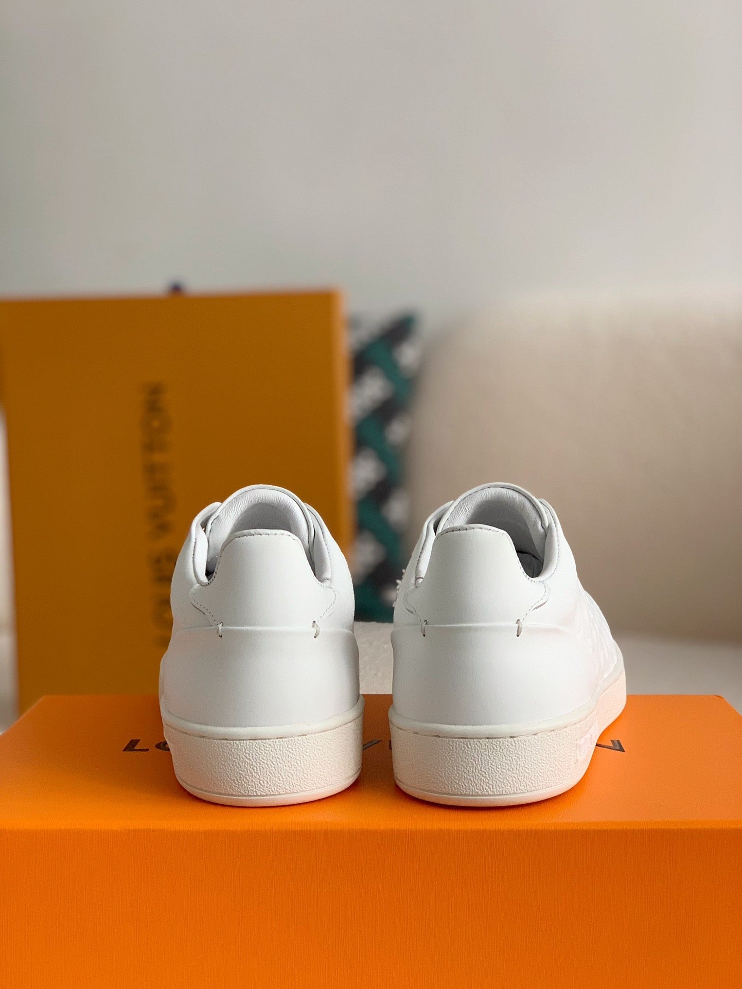 Sneaker