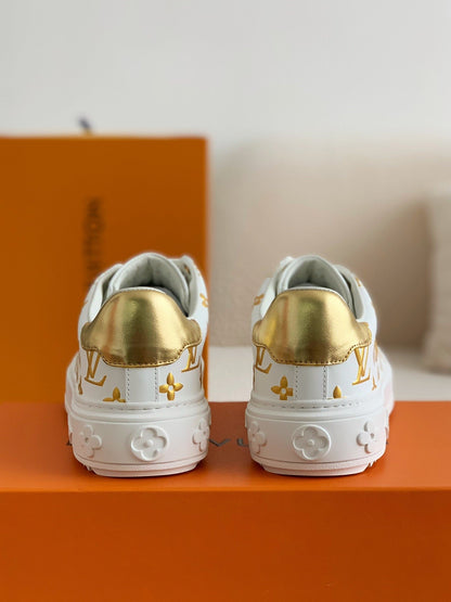 Time Out Sneaker
