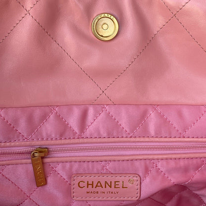22 Large Handbags
