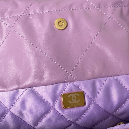 22 Large Handbags