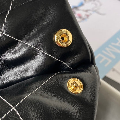 22 Large Handbags