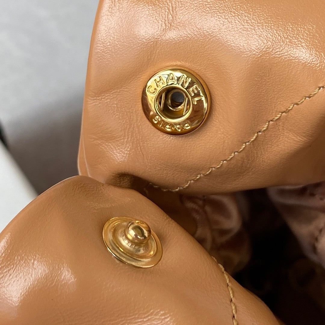 22 Handbags