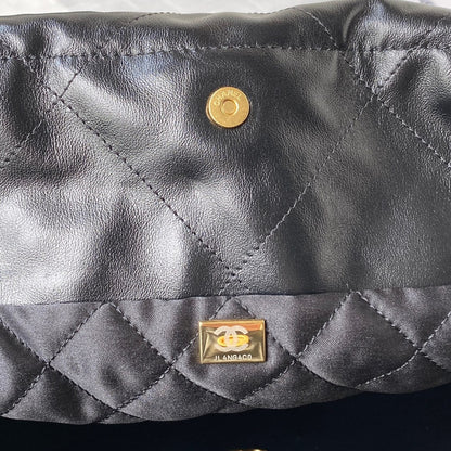 22 Handbags