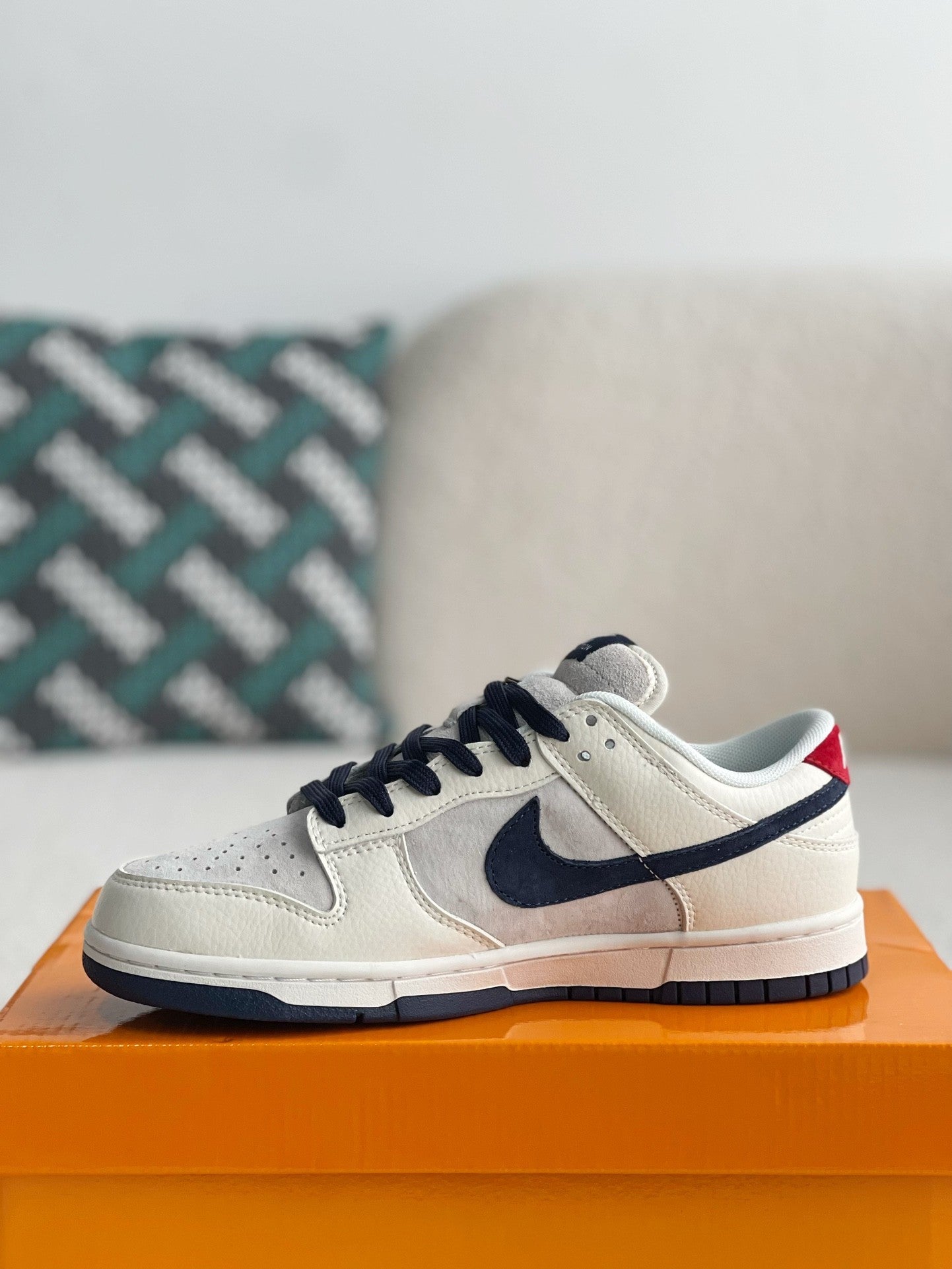 LV x Dunk Low Top-board Shoes