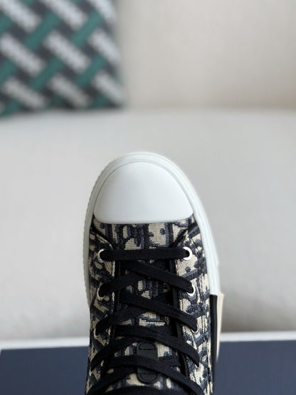 B23 Oblique High-Top Sneaker – Beige Monogram Canvas