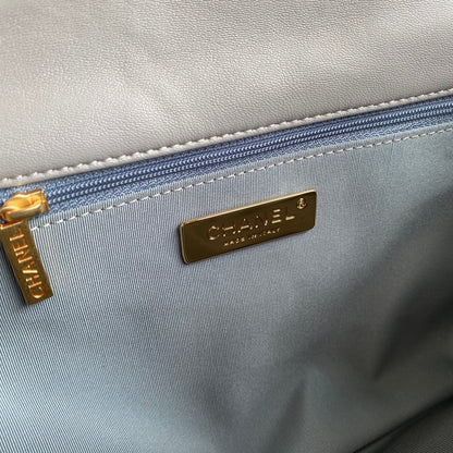 19 Flap Bag