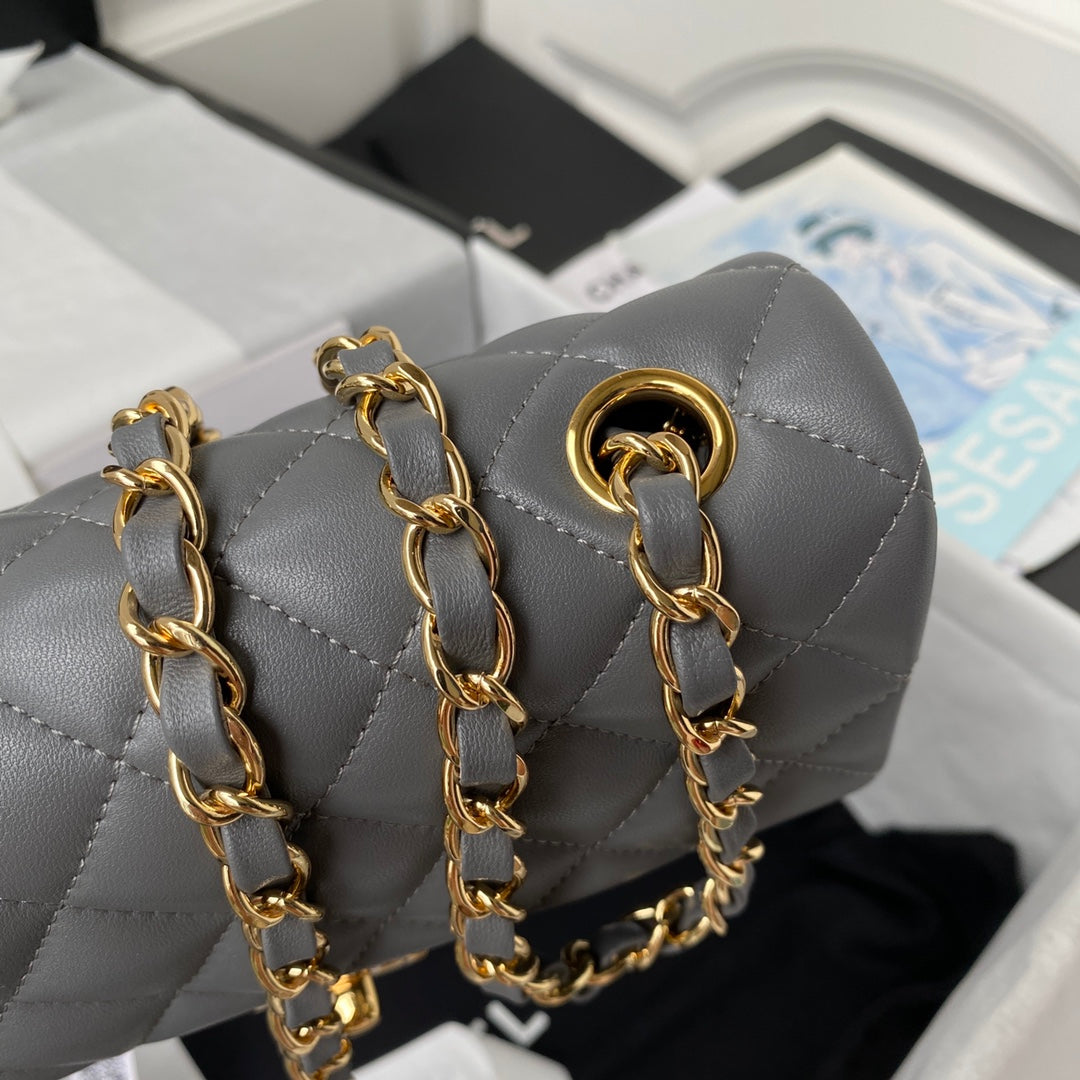 1.55 Classic Quilted Flap Bag
