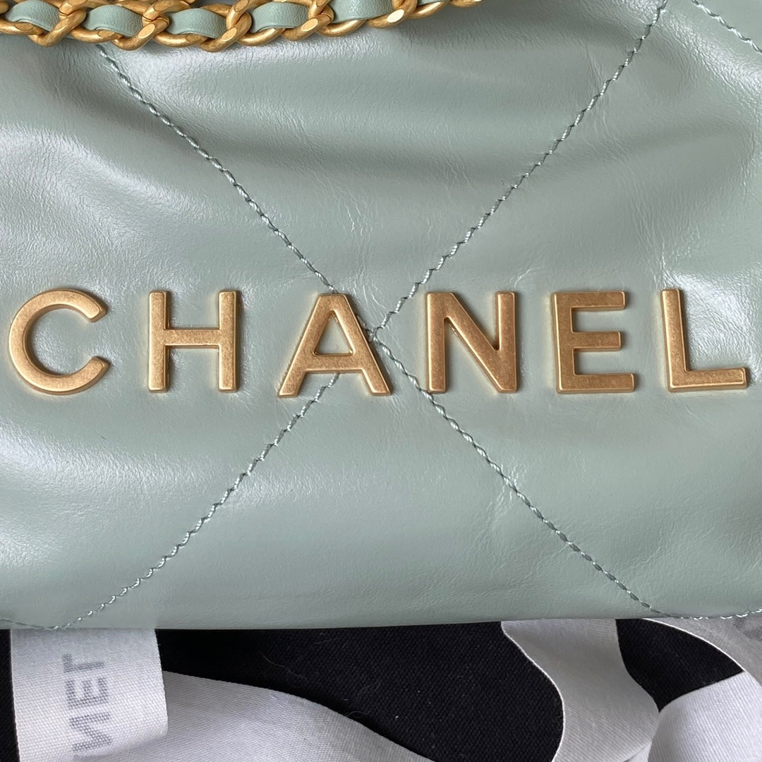 22 Mini Handbags