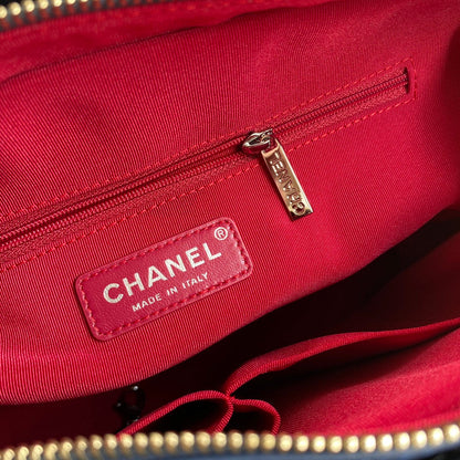 Gabrielle Hobo Bag