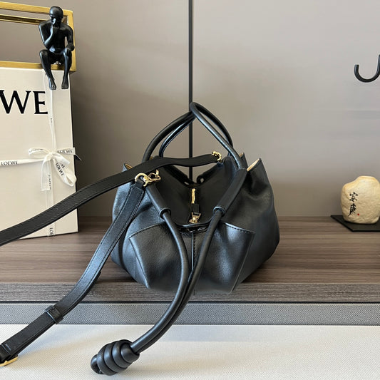 Paseo Small Leather Handbag