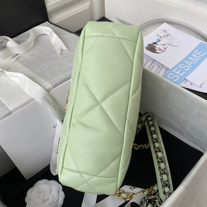 19 Flap Bag 26 cm