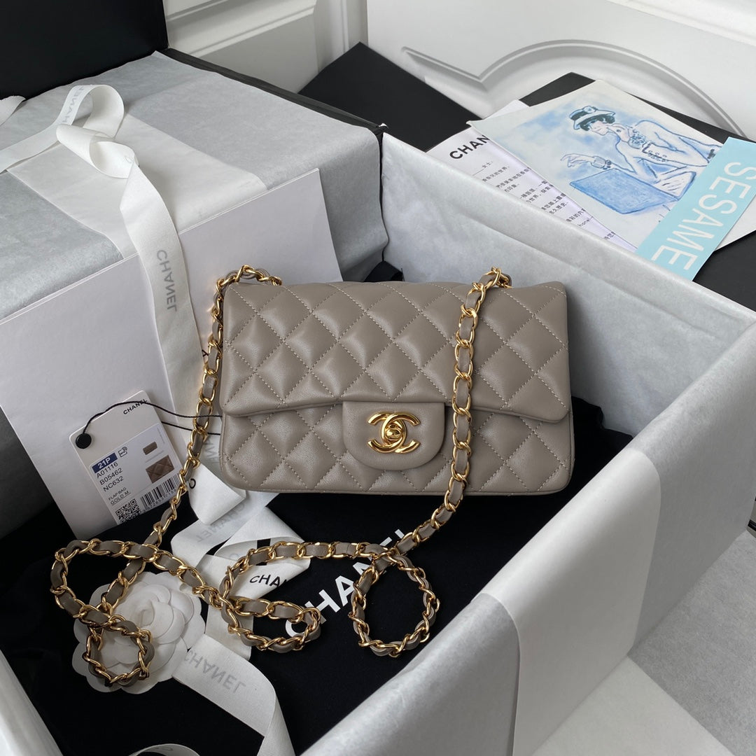 1.55 Classic Quilted Flap Bag