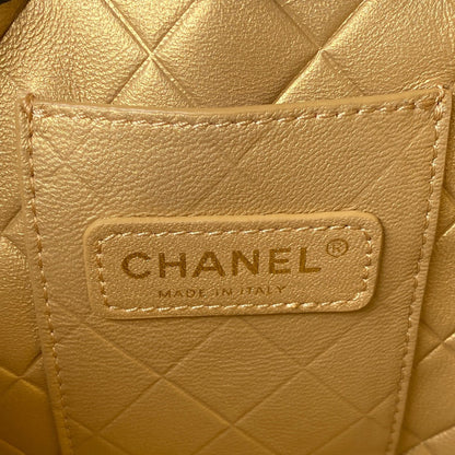 Classic Bucket Bag