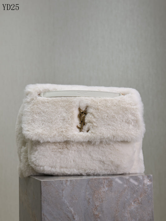 Niki Medium in Shearling Bag