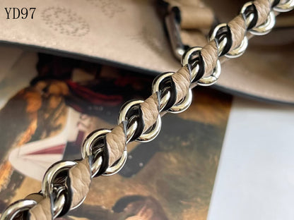 Bella Tote Bag