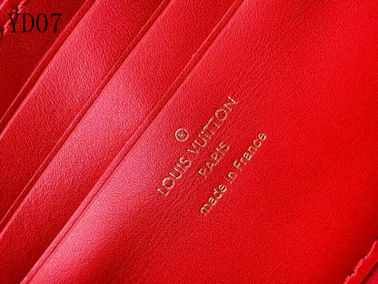 Capucines Wallet on Chain Bag