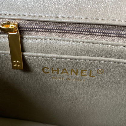 1.55 Classic Quilted Flap Bag