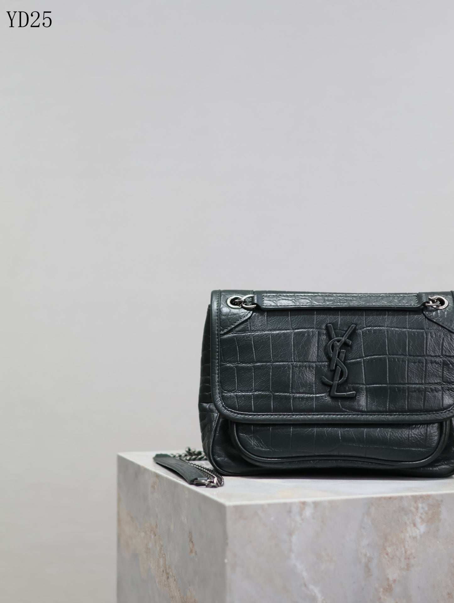 Niki Medium Patent Leather Shoulder Bag