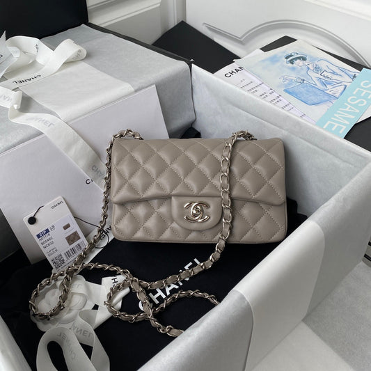 1.55 Classic Quilted Flap Bag