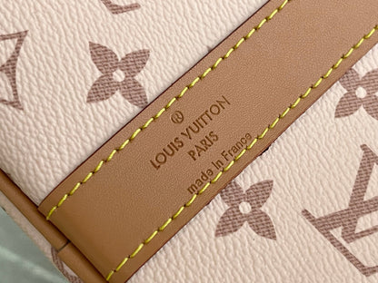 Keepall Bandoulière 50 – Pink Monogram Canvas with Vintage Logo Patch