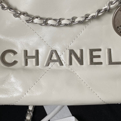 22 Mini Handbags