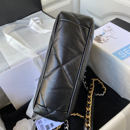 19 Flap Bag 26 cm