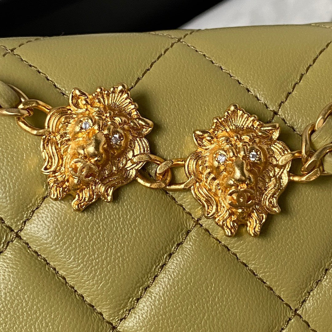 19 Woc Quilted Chain Bag