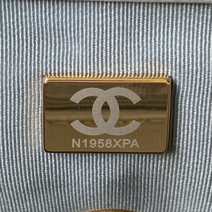 19 Flap Bag