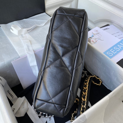 19 Flap Bag