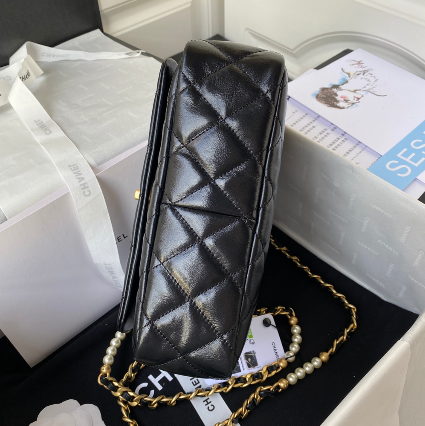 Medium Pearl Strap Bag
