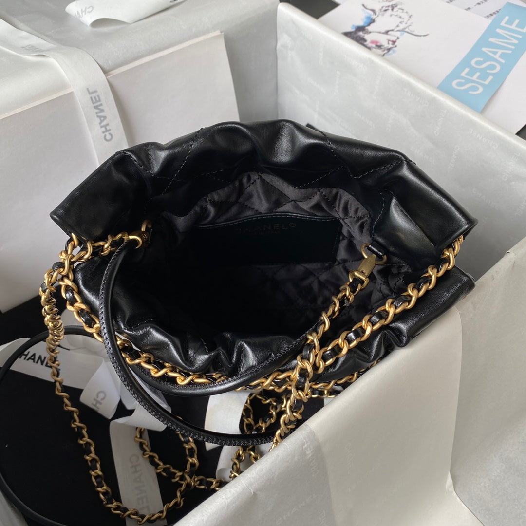22 Mini Handbags