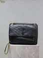 Niki Medium Leather Bag