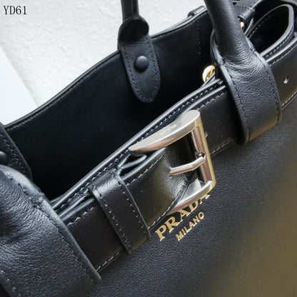 Buckle Belted Medium Leather Tote Bag