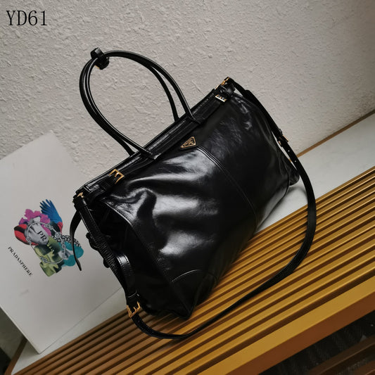 Bonnie Extra Large Leather Handbag