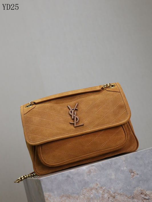 Niki Medium Shoulder Bag