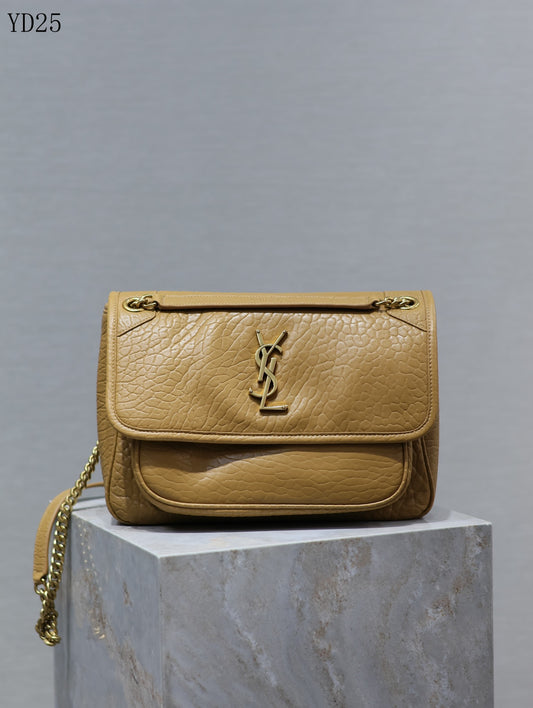 Niki Medium Shoulder Bag