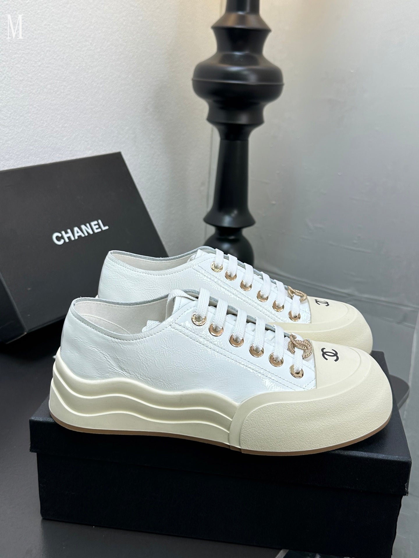Low-Top Sneakers