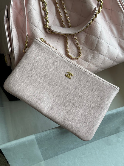 25 Large Quilted Handbag