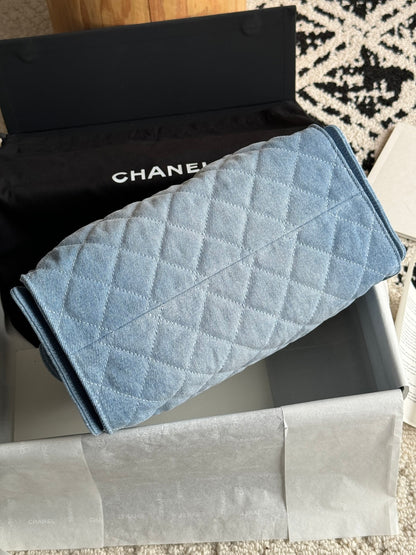 25 Medium Quilted Hobo Handbag