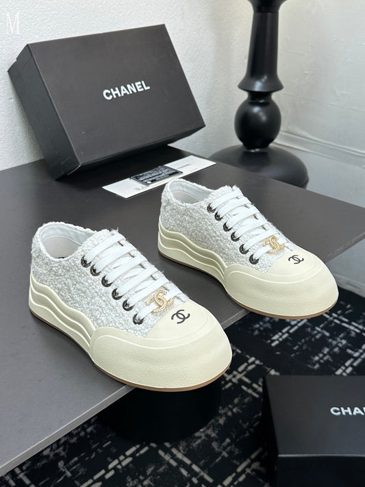 Low-Top Sneakers