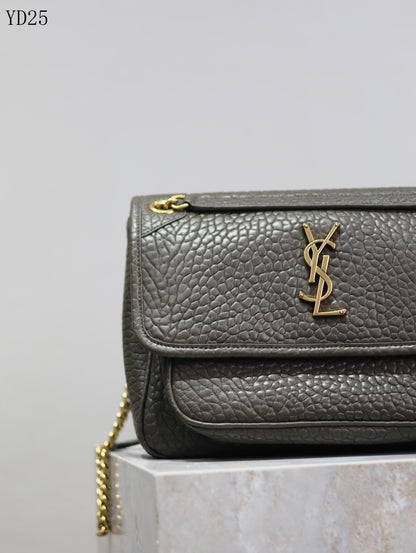 Niki Medium Shoulder Bag