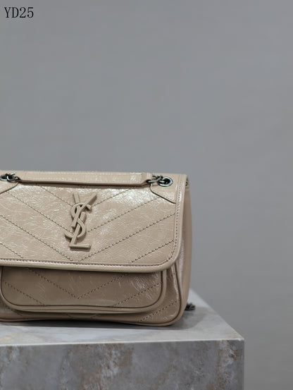 Niki Medium Patent Leather Shoulder Bag