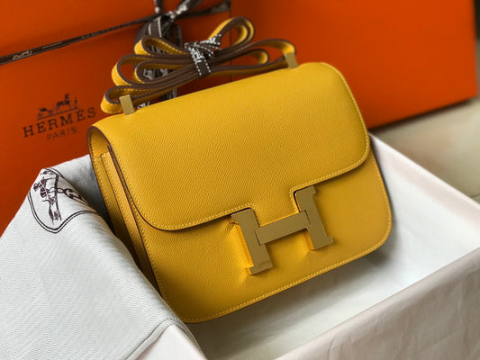 Constance 18 Bag