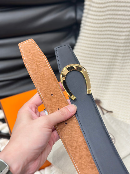 Luck Reversible Leather Belt – Gold C-Shaped Buckle
