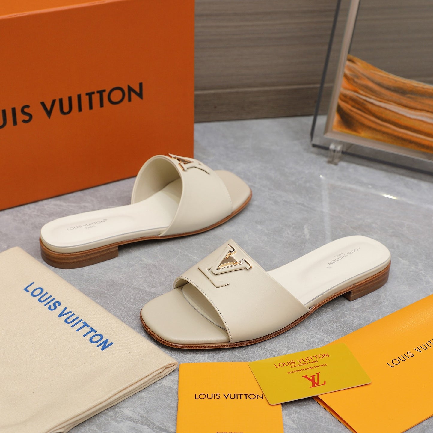 Leather Flat Slippers